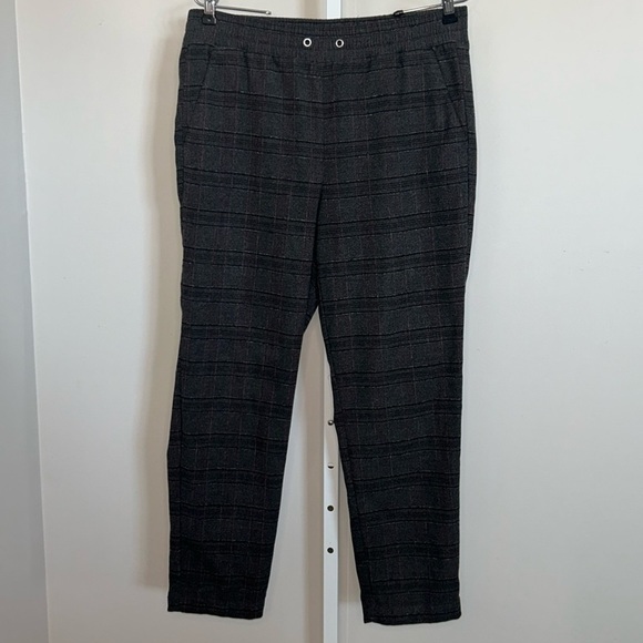 LOFT Grey Plaid Pants Size Medium - Picture 1 of 5